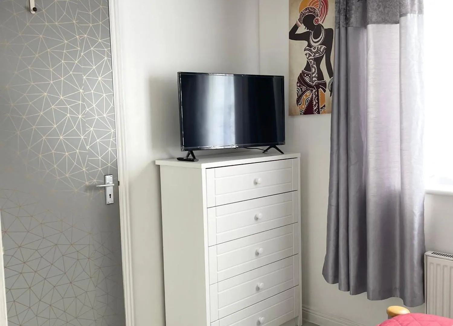 Westfield Gardens - 3 Bedroom Apartment Goodmayes United Kingdom